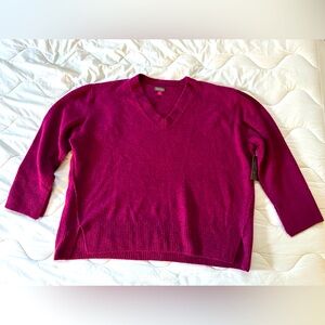 NWT Vince Camuto magenta v-neck sweater with split cuffs - size XL